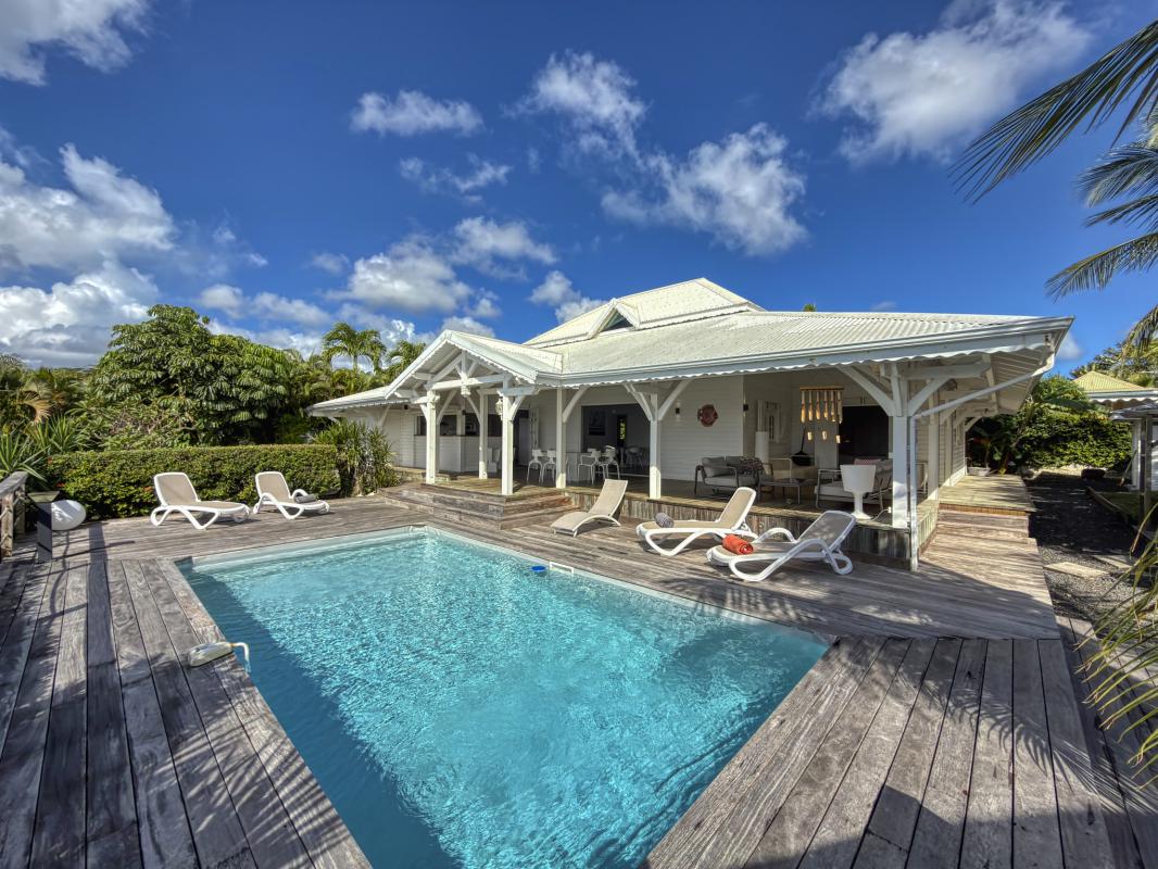 7.Location Villa piscine vue mer Sainte Anne Guadeloupe_Piscine vue mer